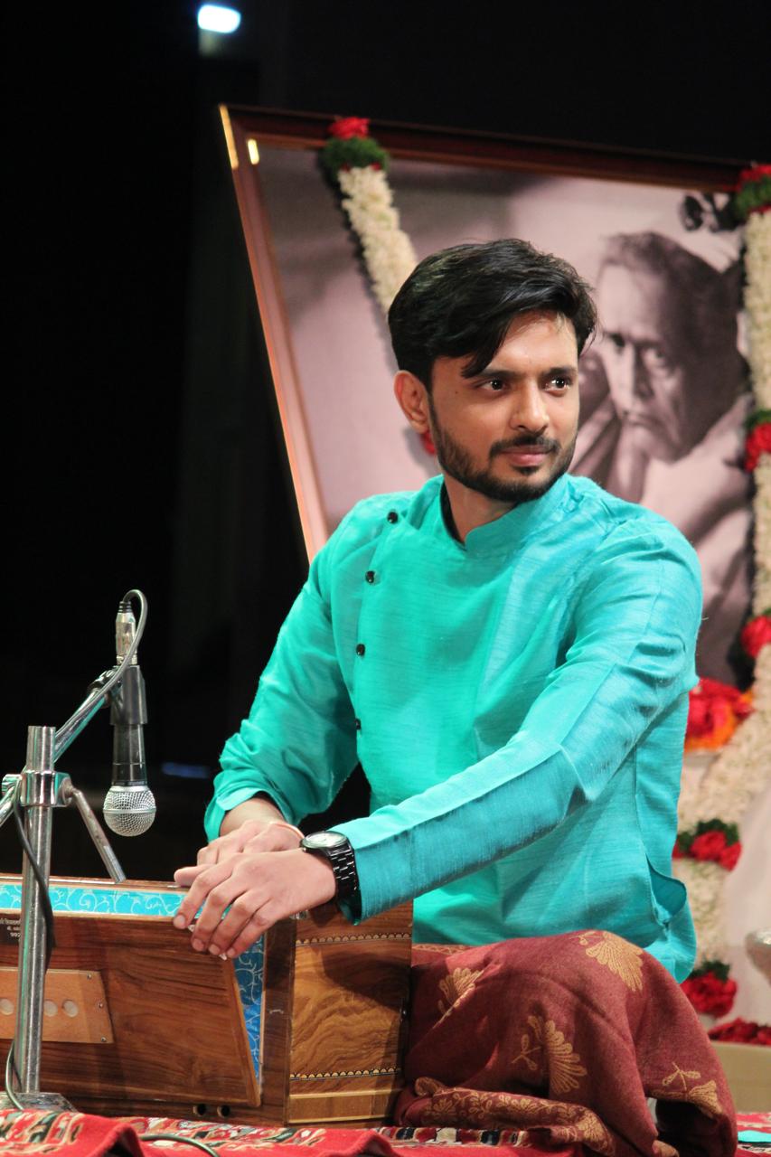 abhinay-ravande-1
